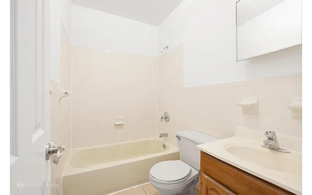 Rented by Douglas Elliman | media 32