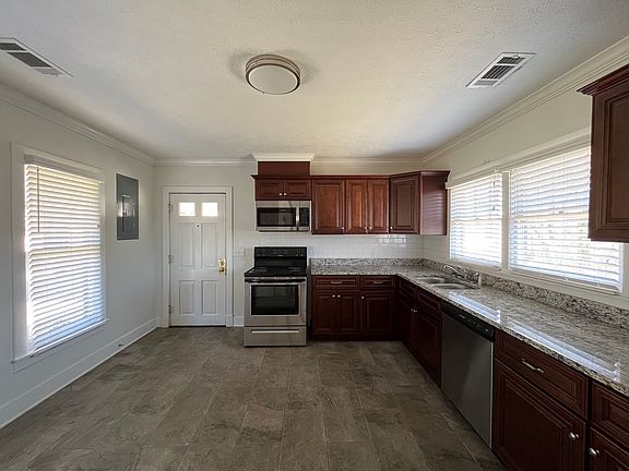 Large kitchen