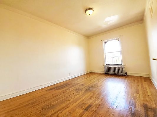 3rd image of 91 Halsey St #E2