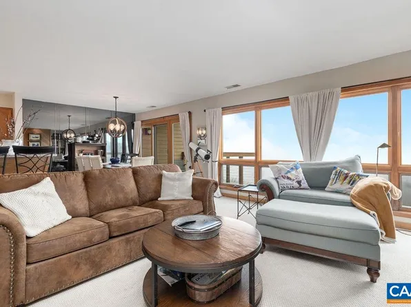 1534 Cliffs #1534, Roseland, VA 22967