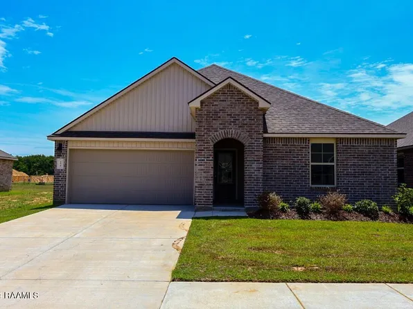 279 Crowne Parc Dr, Opelousas, LA 70570