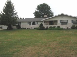 219 Stirrup Ln, Harrisburg, PA 17112