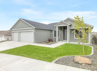 3327 S Zimmerman St, Kennewick, WA 99338
