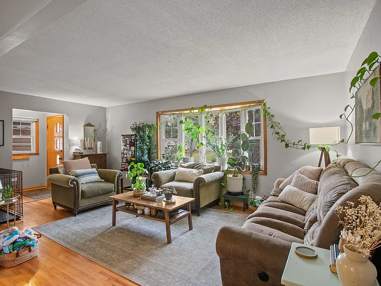 1831 Andover Blvd NW — Photo 4