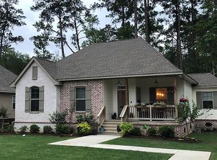 30112 East St, Lacombe, LA 70445