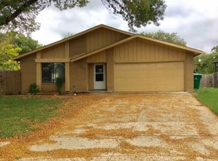 2244 Bowie Dr, Carrollton, TX 75006