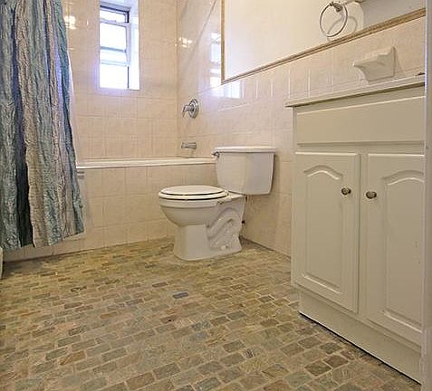 3rd image of 21-26 Newtown Ave #8