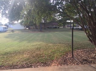 99 Alpine Ln, Albertville, AL 35951