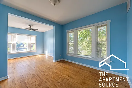 4058 W Congress Pkwy #2S Photo 1
