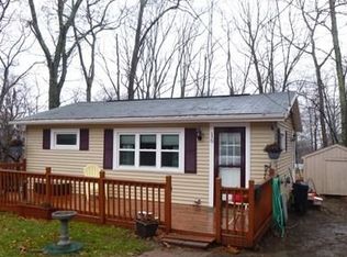 16 Angel Rd, Douglas, MA 01516