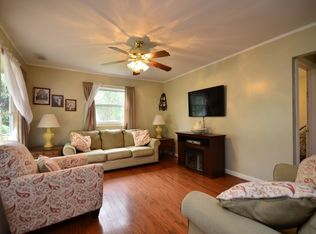 109 Colburn Dr, Manassas Park, VA 20111