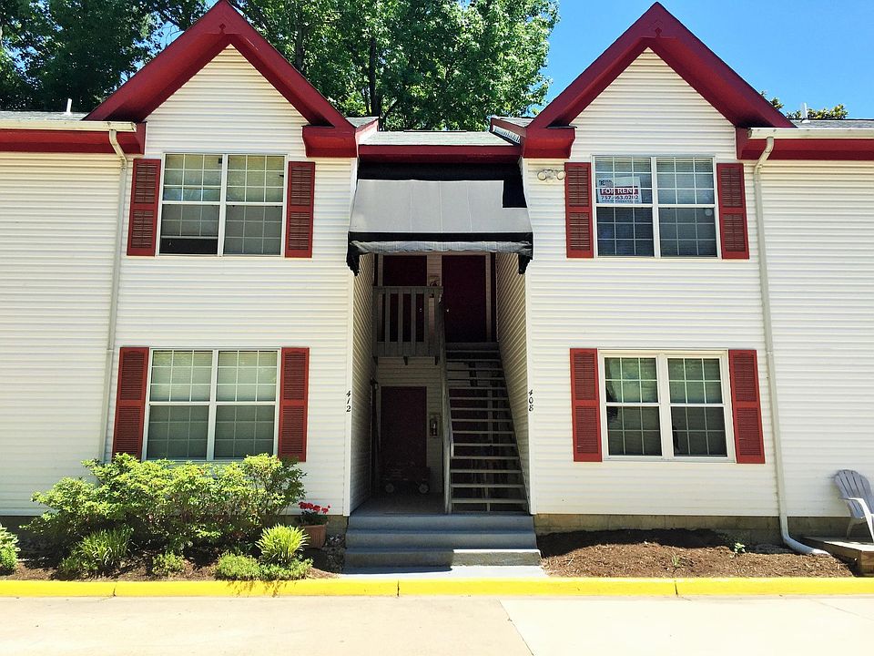 Exterior. Unit is top right
