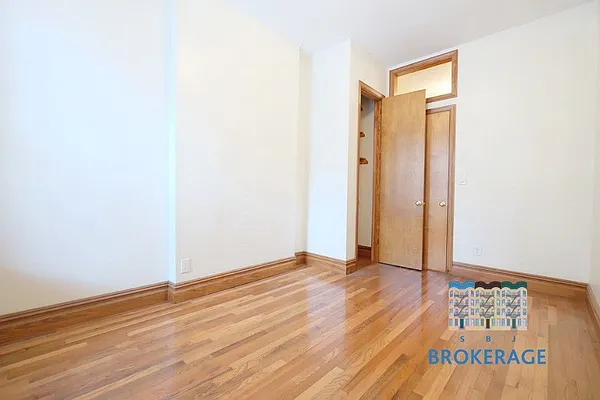 Rented by SBJ Brokerage, LLC | media 22