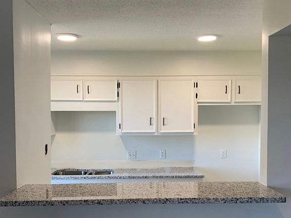 clean & modern kitchen