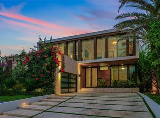2355 N Meridian Ave, Miami Beach, FL 33140