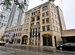2042 N Clark St APT 5N, Chicago, IL 60614