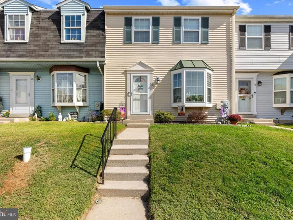 38 Chesthill Ct, Baltimore, MD 21236