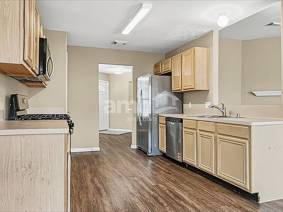 4th image of 19343 Grand Colony Ct