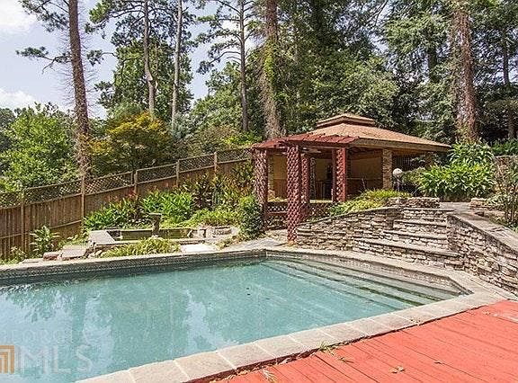 Pool deck towards gazebo