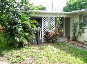 2nd image of 712 NE 23rd Dr