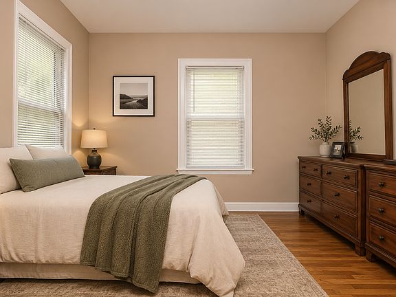 4th image of 135 Forest St #1