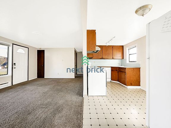 3rd image of 24006 56th Ave W