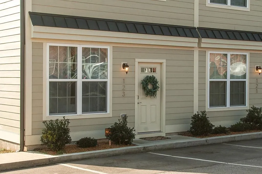 2 bed, 2.5 bath, 1134 sqft, $2,195 — Photo 3