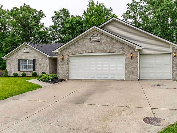 2nd image of 328 Elliot Wood Pl