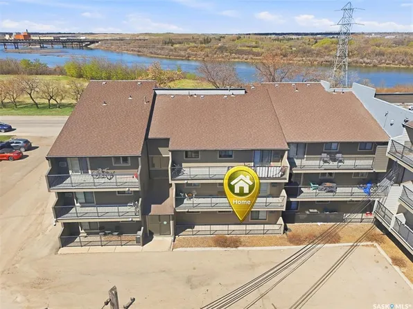 2233 St Henry AVENUE, Saskatoon, SK S7M 5K6