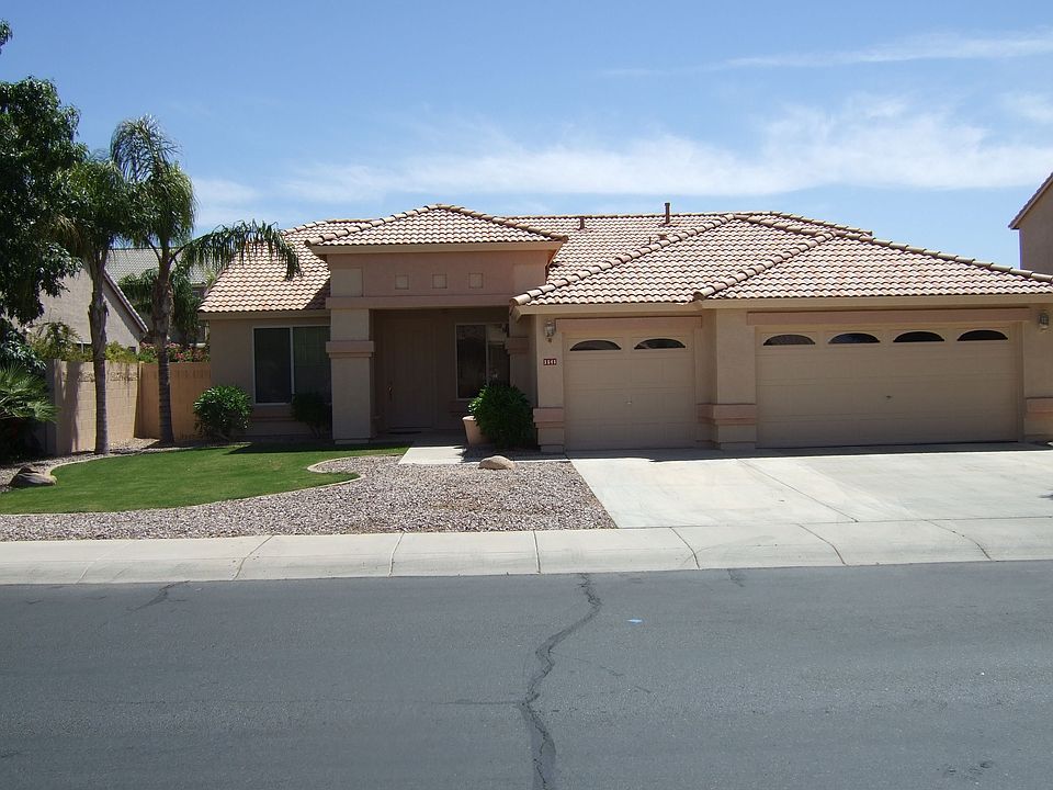3 Car Garage