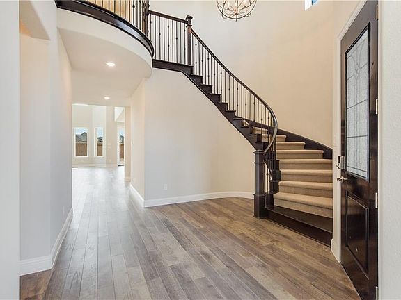 2nd image of 7609 Clear Rapids Dr