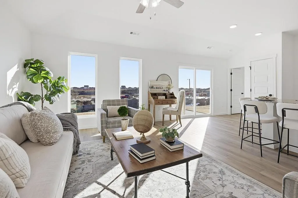216 Alex Jordan Drive — Photo 1