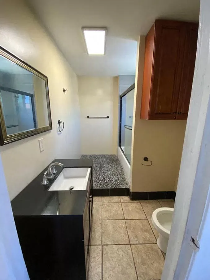 13896 Milton Ave. — Photo 3
