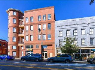 360 S Elm St APT 109, Greensboro, NC 27401
