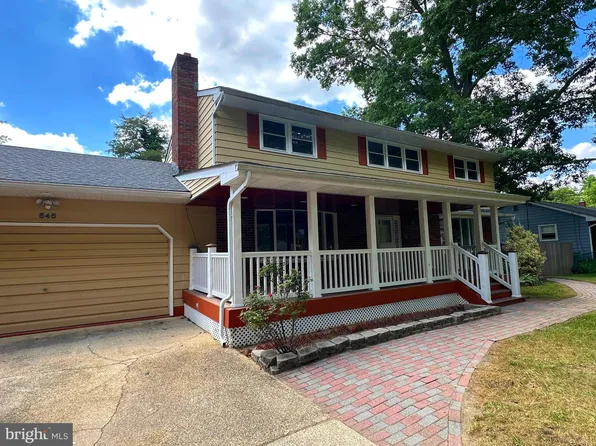 646 E Crescent Dr, Vineland, NJ 08360