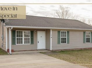 303 Ashley St, Oak Grove, KY 42262