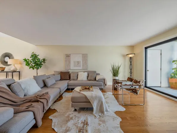 642 Portofino Ln, Foster City, CA 94404