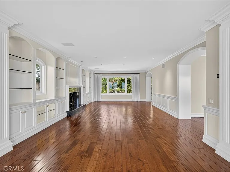49 Cambria Dr — Photo 27