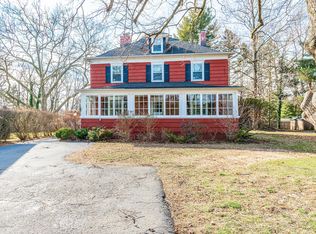 241 Willow Dr, Little Silver, NJ 07739