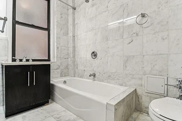 Rented by Cooper & Cooper Real Estate | media 13