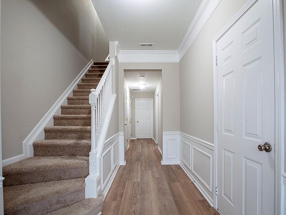 2nd image of 521 Ruby Walk Dr