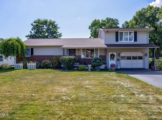 59 Glenville St, Schenectady, NY 12306