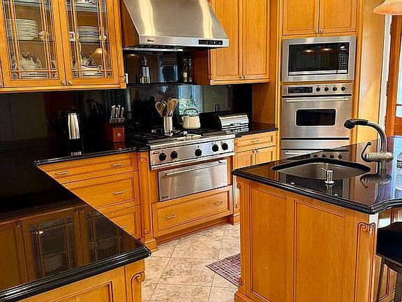 5th image of 8701 Colonial Rd #1