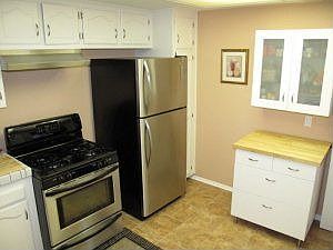 5th image of 11274 Morrison St APT 8