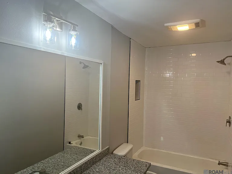 1719 Tallwood Dr — Photo 10