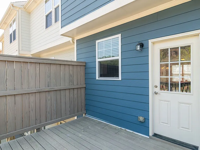 2801 Wilshire Hill Dr #107 — Photo 4