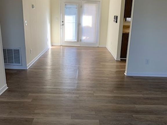 2nd image of 1688 Old Highway 95 APT 8