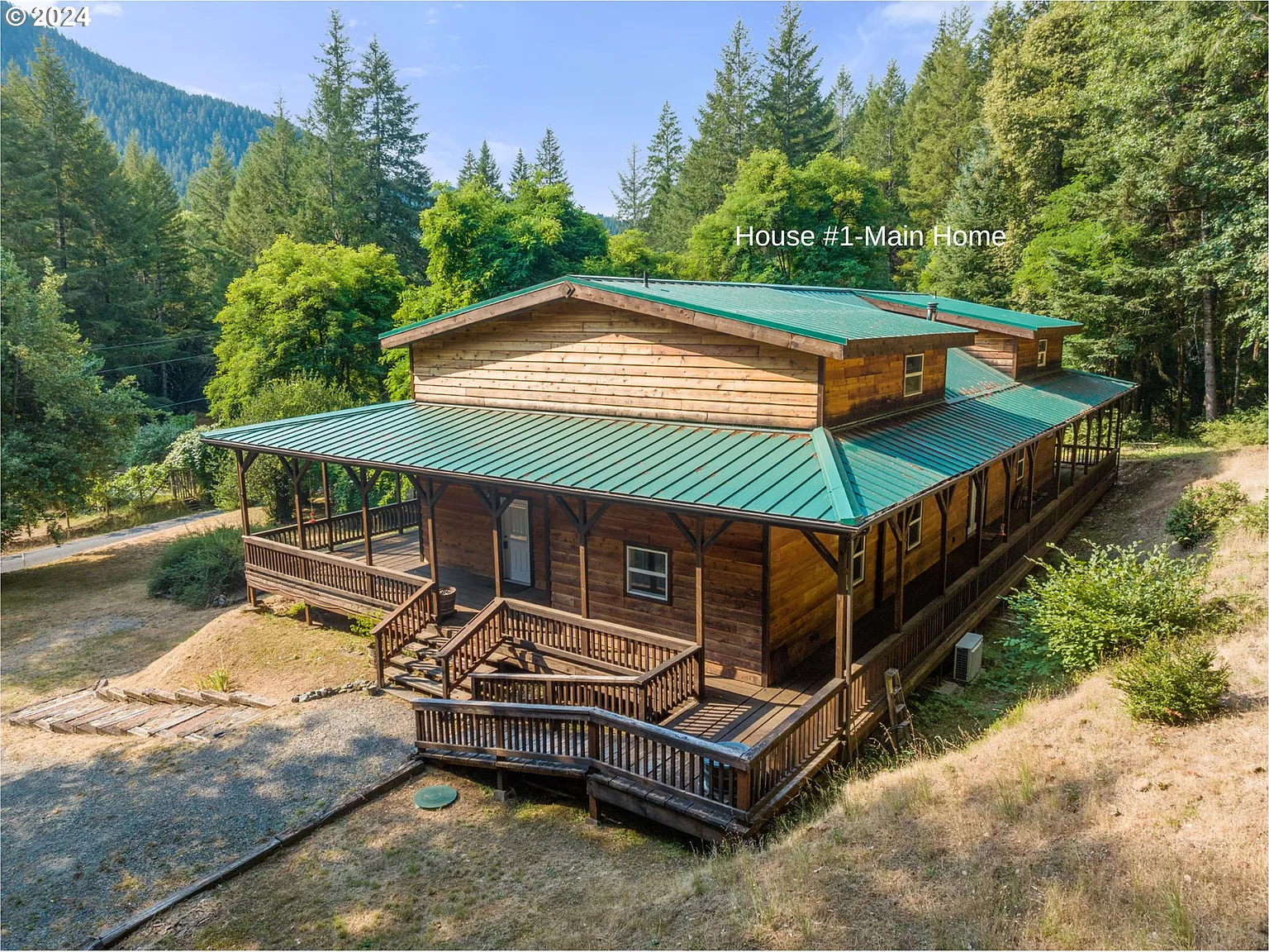 37124 Agness Illahe Rd photo 1