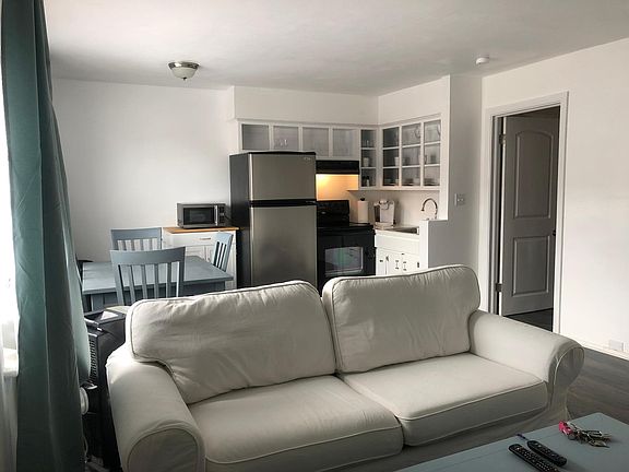 3rd image of 1357 E Ocean View Ave APT 7