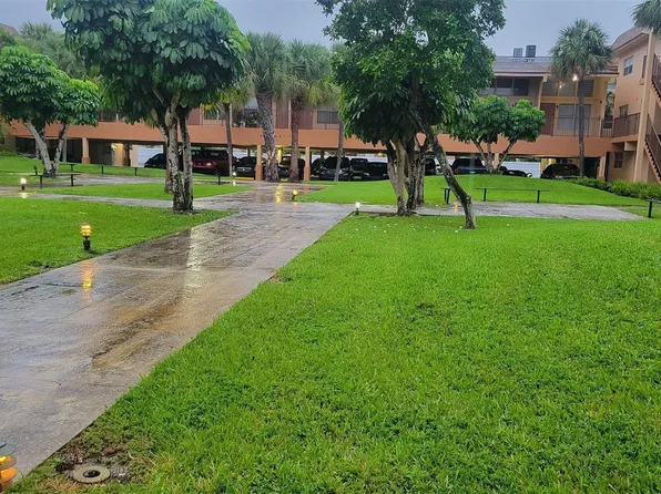 4121 NW 26th Street, Lauderhill, FL 33313